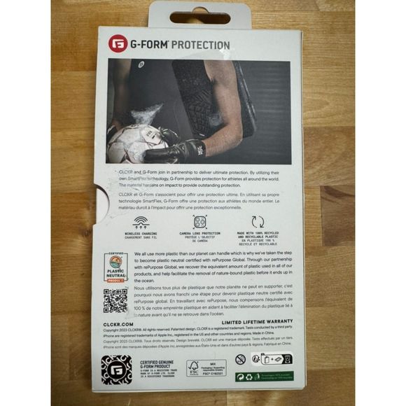 iPhone 15 Pro clckr Carbon case in GREEN with MagSafe Great Phone Case! - Picture 7 of 8